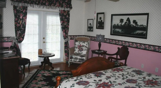 Номер Standard Heron Cay Lakeview Bed & Breakfast