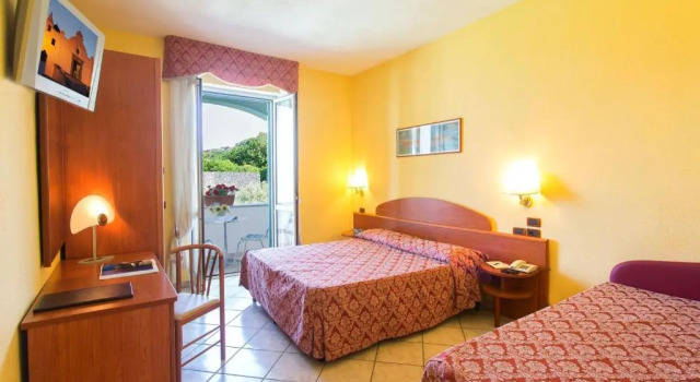Трёхместный номер Standard Parco dei Principi Resort & Spa