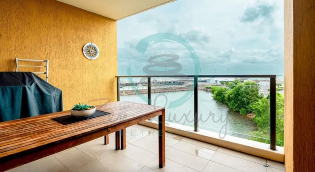 Oceanfront Marvel Harbour View Pool Parking