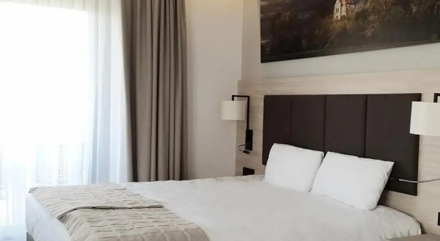 Апартаменты Deluxe Bristol Aparthotel