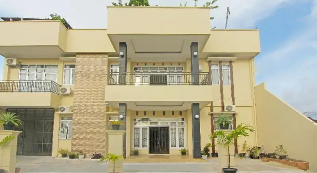 Oyo 91675 Utama Residence, Prenota Hotel Tebing Tinggi North Sumatra Province