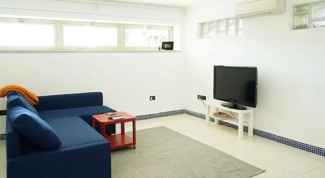 Loft With Private Garden, Close to Shops, Italy, Rezervovat Hotel Fermo 