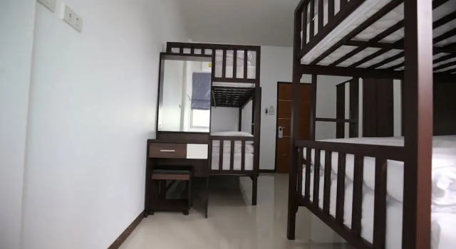 Кровать в общем номере SABUN-NGA HOSTEL