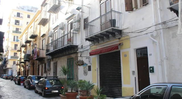 B&B Xenia