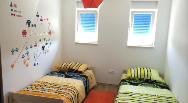 Franka, Đặt Căn hộ Mrljane Pasman Island