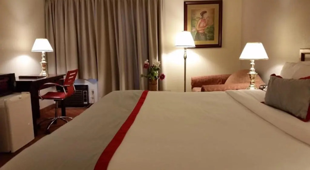 Двухместный номер Standard Ramada Plaza by Wyndham Garden Grove/Anaheim South