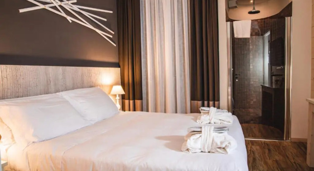 Hotel Universal, Rezervați Hotel Senigallia 