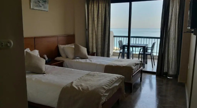 Номер Standard Holiday Suites Hotel & Beach Resort