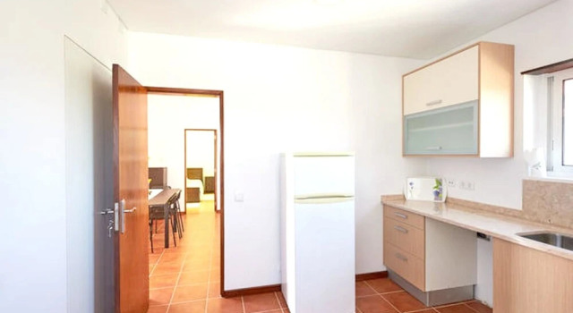 House With 2 Bedrooms in Carvoeira, With Furnished Terrace and Wifi, Réserver Hôtel Carvoeira Région Centre, près de Foz de Lizandro Beach