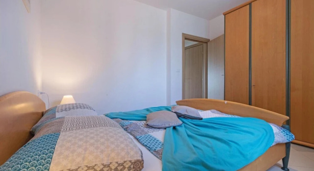 Beautiful Home in Peroj With 6 Bedrooms, Outdoor Swimming Pool and Wifi