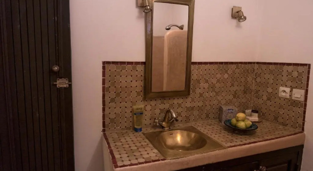 Camera Standard Riad SASHA