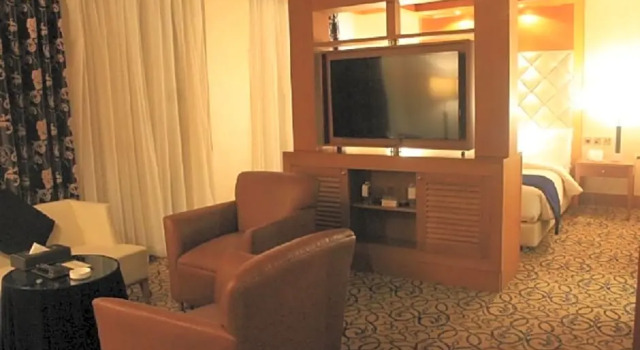 Люкс с видом на город Thousand Nights Hotel Amman - فندق ثاوزند نايتس عمان