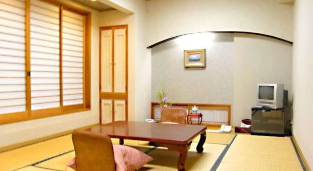 Murasugi Onsen Kawakamiya Ryokan, Prenota Hotel Agano 