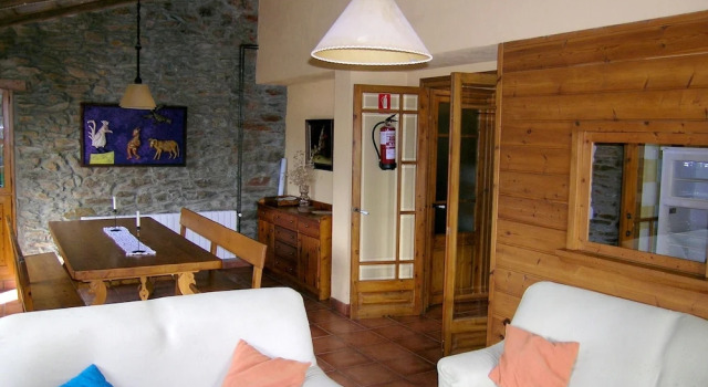 House With 4 Bedrooms in Turbiàs, With Wonderful Mountain View, Furnis, Prenota Hotel Turbiàs Catalogna