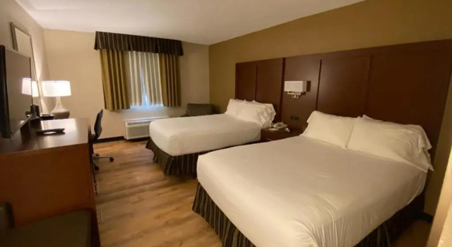 Четырёхместный номер Standard Wyndham Garden Warsaw