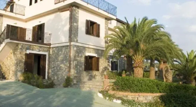 Villa Oasi, Book Villa Hoteller i Pollica med morgenmad, Morgenmad