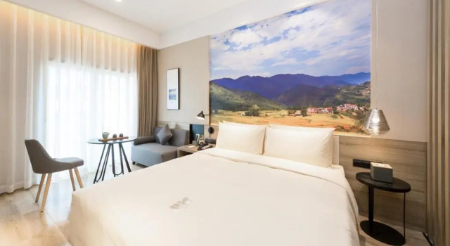 Двухместный номер Superior Atour Hotel Hongyadong Riverside Chongqing