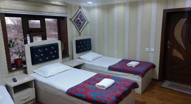 Vazira Hotel