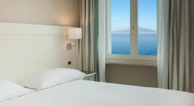 Двухместный номер Superior с видом на море Astoria Hotel