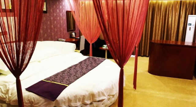 GreenTree Inn Xian Longshouyuan Metro Station Hotel, Prenota Hotel Xi'an Shaanxi