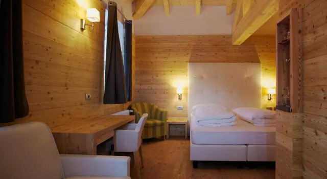 Люкс Hotel Costabella