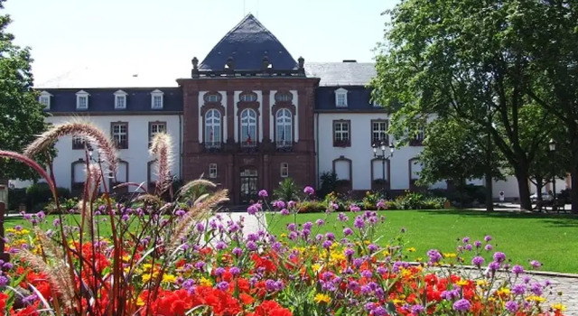 Studio in Haguenau, With Wonderful City View, Furnished Balcony and Wifi
