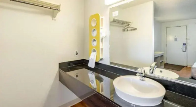 Четырёхместный семейный номер Standard Motel 6 Clarkston WA