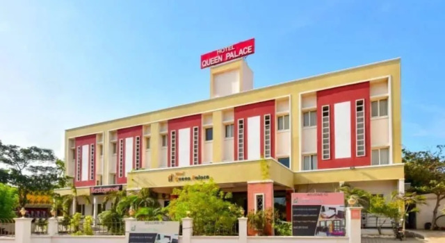 Hotel Queen Palace