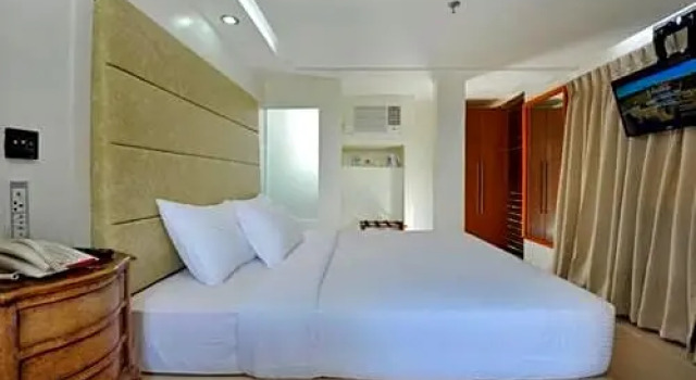 Люкс Wellcome Hotel
