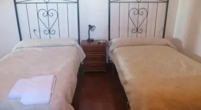 Hostal Campoabierto, Забронировать Отель Отели Badajoz Province с парковкой, Парковка