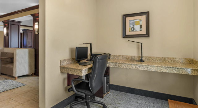 Best Western Plus Chalmette Hotel, Buchen Sie Hotel Hotels in Missouri mit Frühstück, Frühstück
