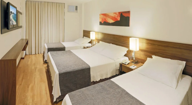 Четырёхместный номер Standard Premier Copacabana Hotel