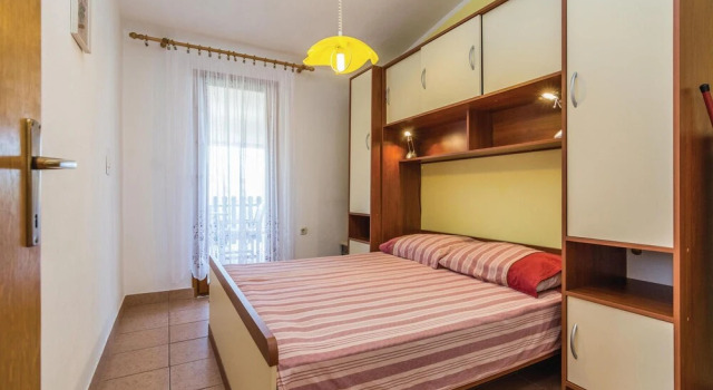 Awesome Apartment in Jasenice With 3 Bedrooms and Wifi