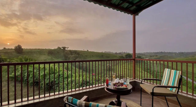 Студия WelcomHeritage Akashganga Resort & Spa