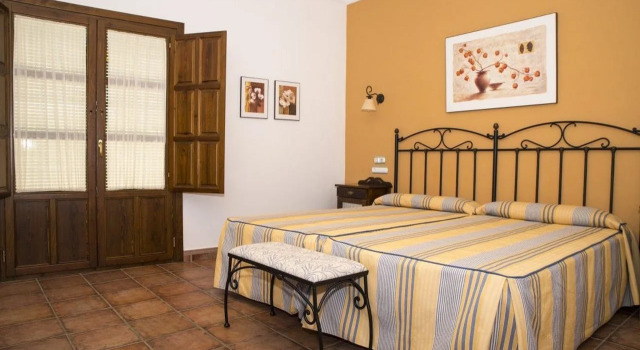 Huerta de las Palomas, Reservar Hotel Priego de Córdoba Madrid