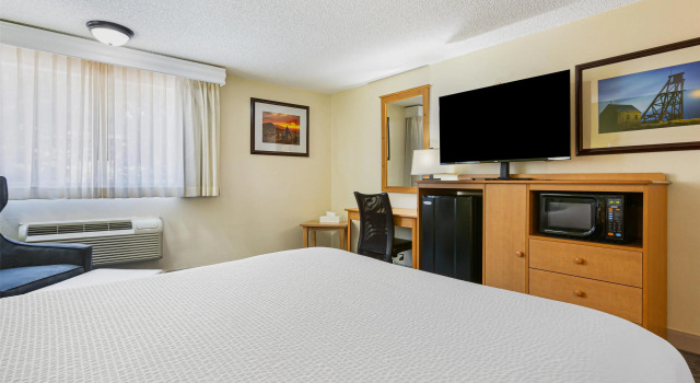 Двухместный номер Standard Best Western Hi-Desert Inn