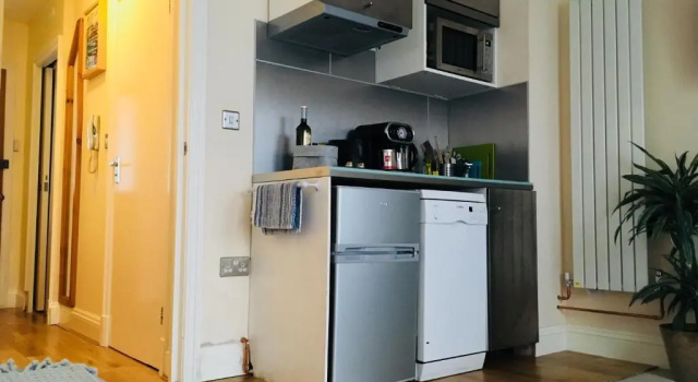 Апартаменты Little Western Spa Brighton Beach Apartment