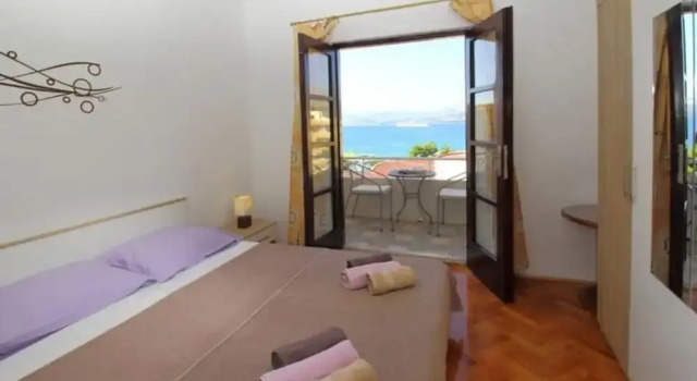 Apartments Dubreta - Superior Two Bedroom Apartment With Balcony, Забронировать Апартаменты/квартира Отели Цавтат с парковкой, рядом с Пляж Цавтат, Парковка