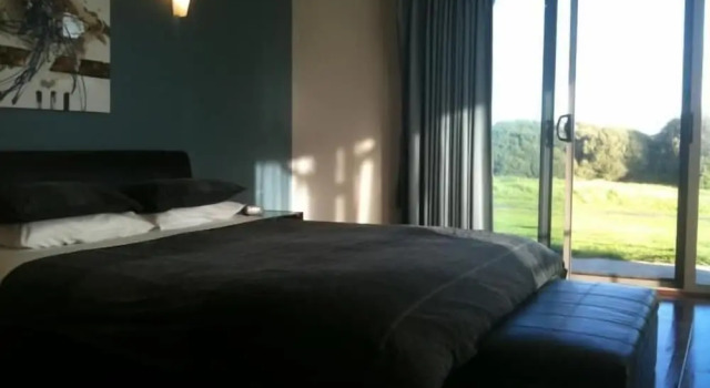 Номер Standard Swan Lake Guest House