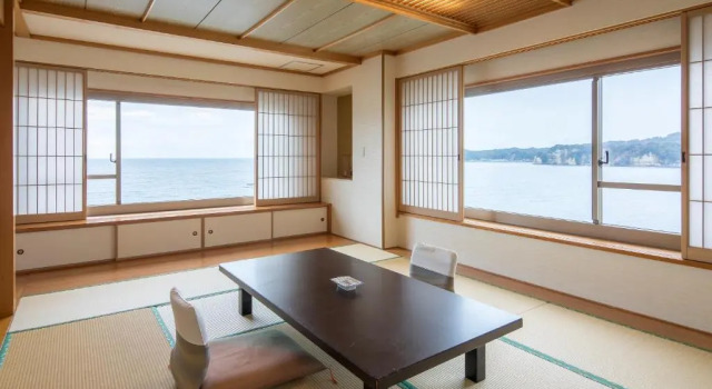 Номер Deluxe Mikazuki Sea-Park Hotel Katsuura