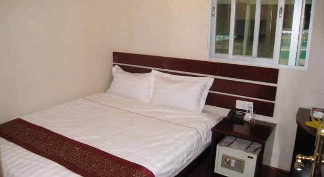 Heng Fu Lai Hotel - Sanyuanli Branch, Rezervați Hotel Hoteluri în Guangdong cu parcare, Parcare