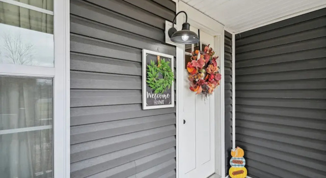 Vine Grove Home w/ Deck, 4 Mi to Saunders Springs!, 预订 度假屋 瓦恩格罗夫 美利坚合众国-美利堅合眾國