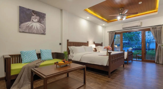 Семейный номер Standard с балконом и с видом на бассейн Lanna Deer Chiang Mai