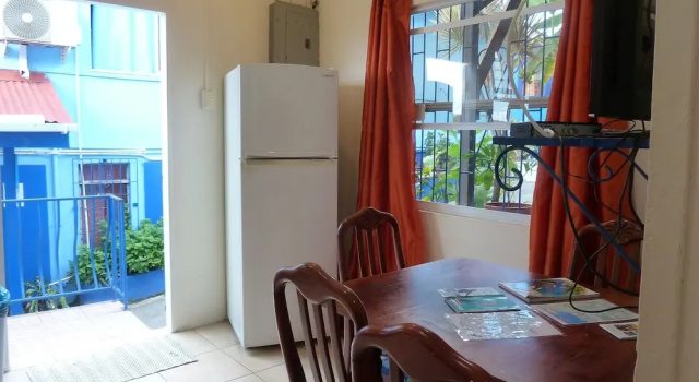 Семейные апартаменты c 1 комнатой рядом с пляжем Millers Guest House