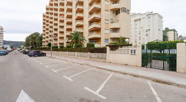 Swanky Apartment in Gandia With Swimming Pool, Забронировать Апартаменты/квартира Гандия Коста-де-Валенсия