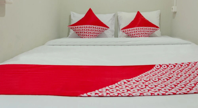Kamar Keluarga Mahkota 8 By OYO Rooms, Book Hotel Jakarta Jakarta Province