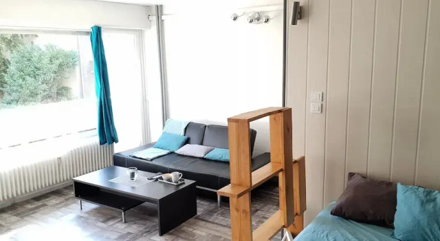 Studio in Annemasse, With Wonderful City View, Furnished Balcony and W