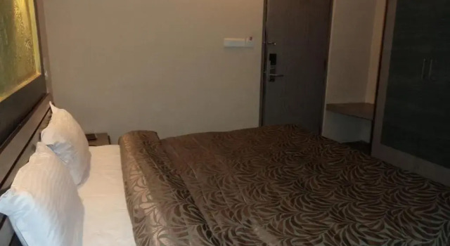 Полулюкс Deluxe Hotel Majestic Shillong