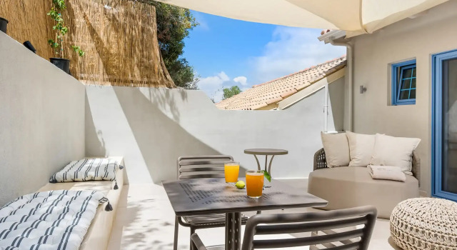 Люкс с видом на море Tellion Suites-Member of My Villas Hospitality