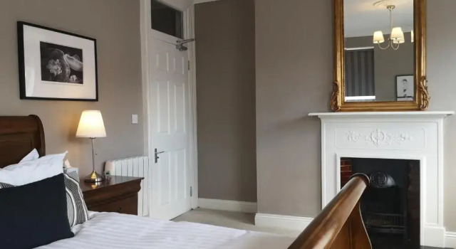 Shaw Suite, Забронировать Отель Дублин Каунти Дублин, рядом с Театр Олимпия